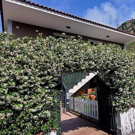 Bed and Breakfast La Casa Di Barry Pozzuoli Exterior foto
